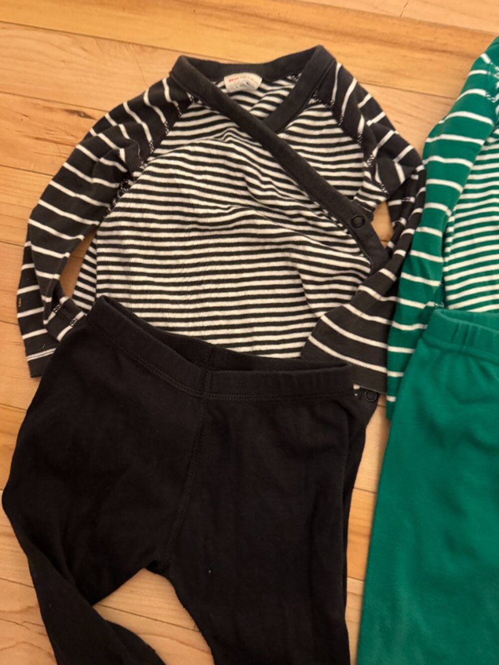 Hanna Andersson TWO Stripe Wrap Bodysuit + Pant Set 6-12M / 70cm - Picture 5 of 6